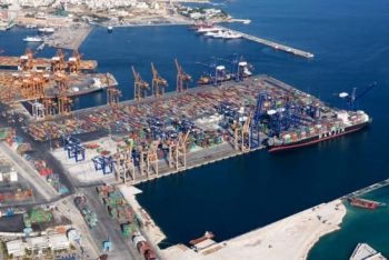 Yπεγράφη η νέα ΣΣΕ μεταξύ D Port και σωματείων λιμενεργατών στο λιμάνι του Πειραιά (upd)
