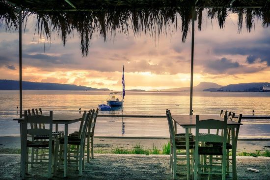 Αισιόδοξα ξεκίνησε η τουριστική περίοδος – Σε ποια νησιά αυξήθηκαν οι αφίξεις