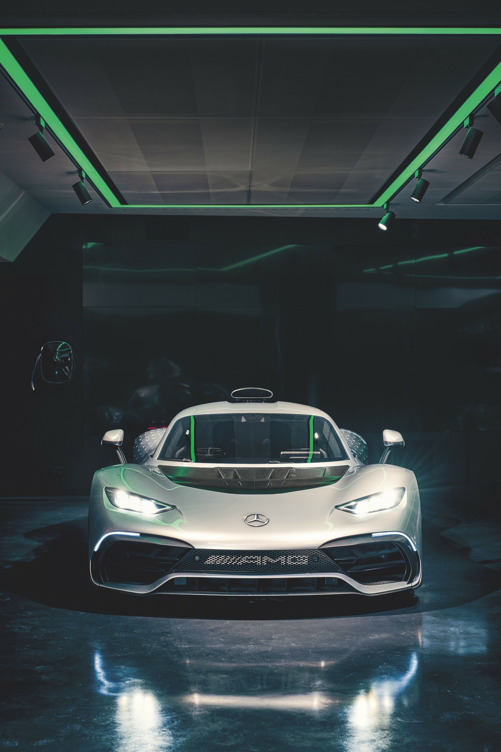 Το εξωγήινο Mercedes-AMG One των 3 εκατομμυρίων ευρώ με τη μυστική λίστα των 275 αγοραστών της είναι sold-out