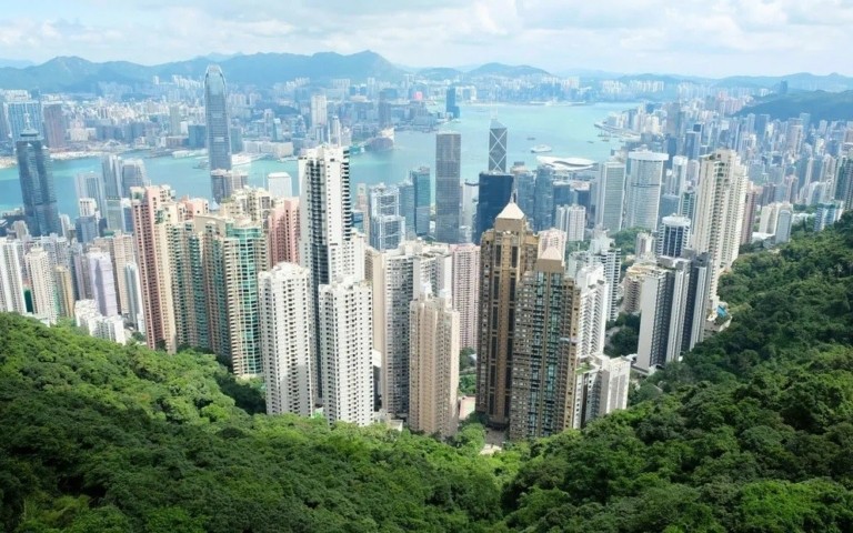 Χονγκ Κονγκ: Ανακάμπτει η αγορά ακινήτων λόγω του «ανοίγματος» της Κίνας