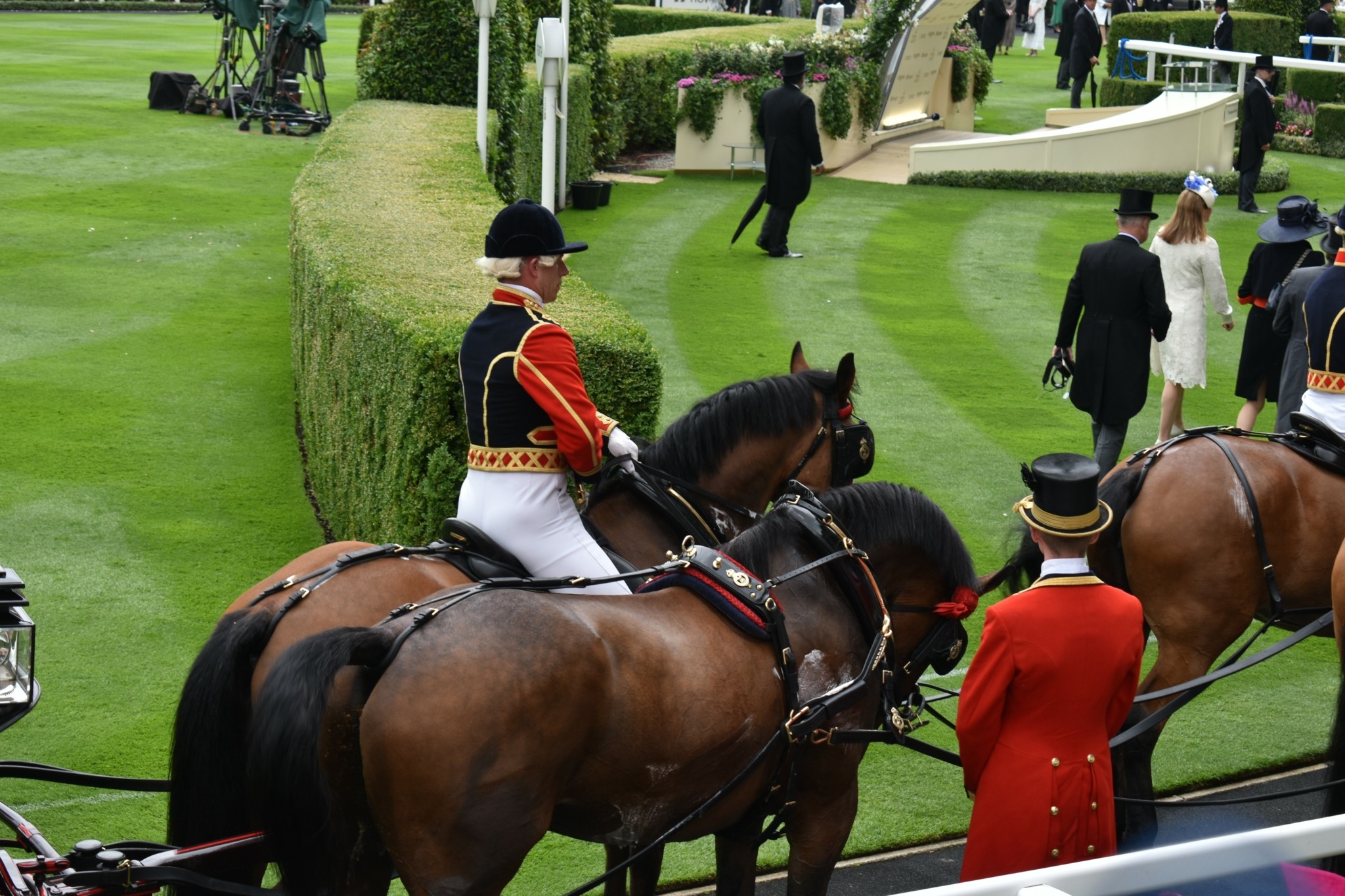 Οσα συμβαίνουν στο Royal Ascot: Παρακολουθήσαμε τους διάσημους ιππικούς αγώνες