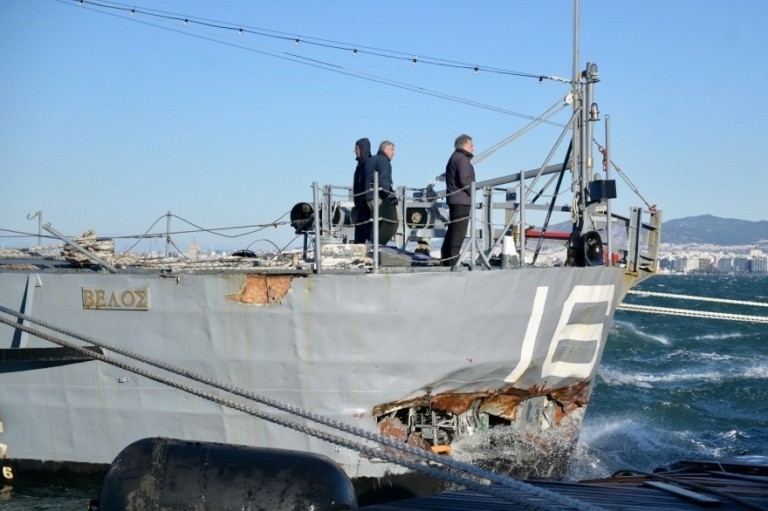 «Βέλος»: Προκαταρκτική έρευνα διέταξε ο εισαγγελέας για τις φθορές που υπέστη το αντιτορπιλικό πλοίο