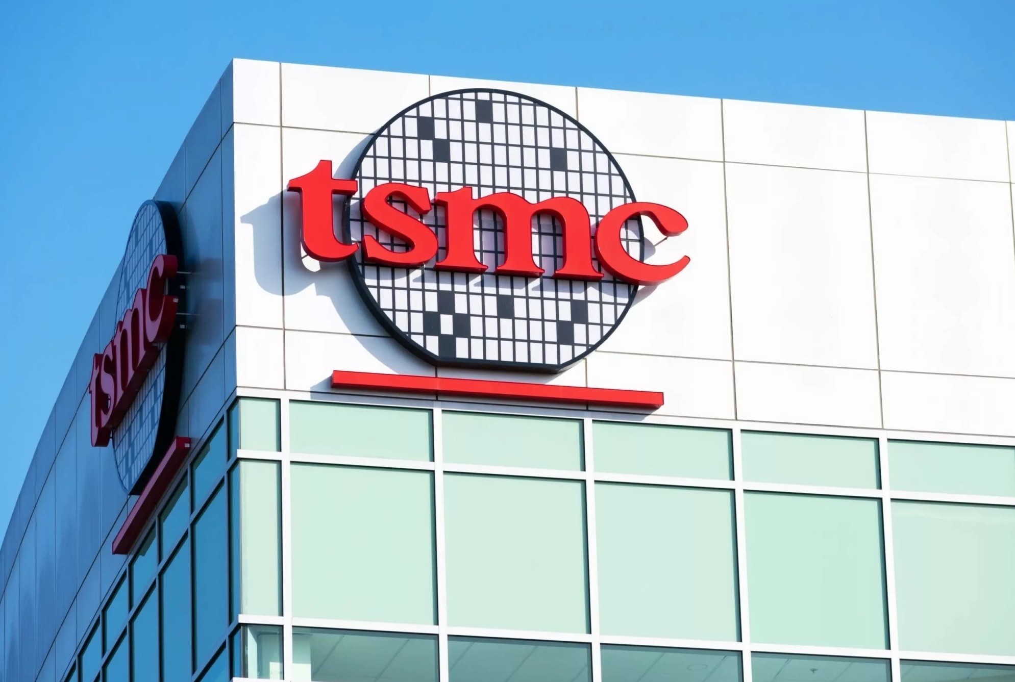 TSMC: Ξεπέρασαν τις προσδοκίες τα έσοδα του κολοσσού των τσιπ