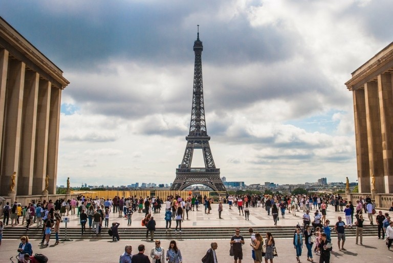 Παρίσι: Ακριβαίνουν τα εισιτήρια για τον Πύργο του Άιφελ – Πόσο θα κοστίζουν