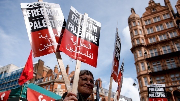 Βρετανία: Ένταση και επεισόδια σε διαδήλωση υπέρ της Παλαιστίνης – 40 συλλήψεις