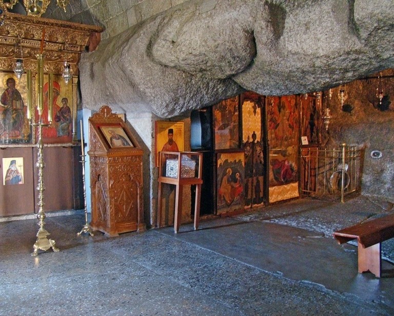 ΥΠΕΝ: «Ασπίδα» πυροπροστασίας για το Ασκληπιείο Κω και το Σπήλαιο της Αποκάλυψης στην Πάτμο (pics)