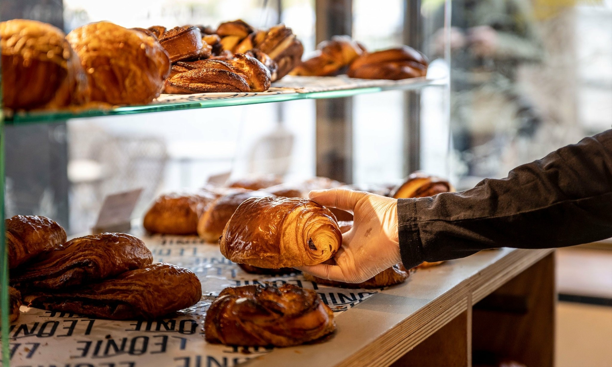 Παρίσι: 8 φούρνοι-ζαχαροπλαστεία όπου δεν ξέρεις τί να πρωτοδιαλέξεις