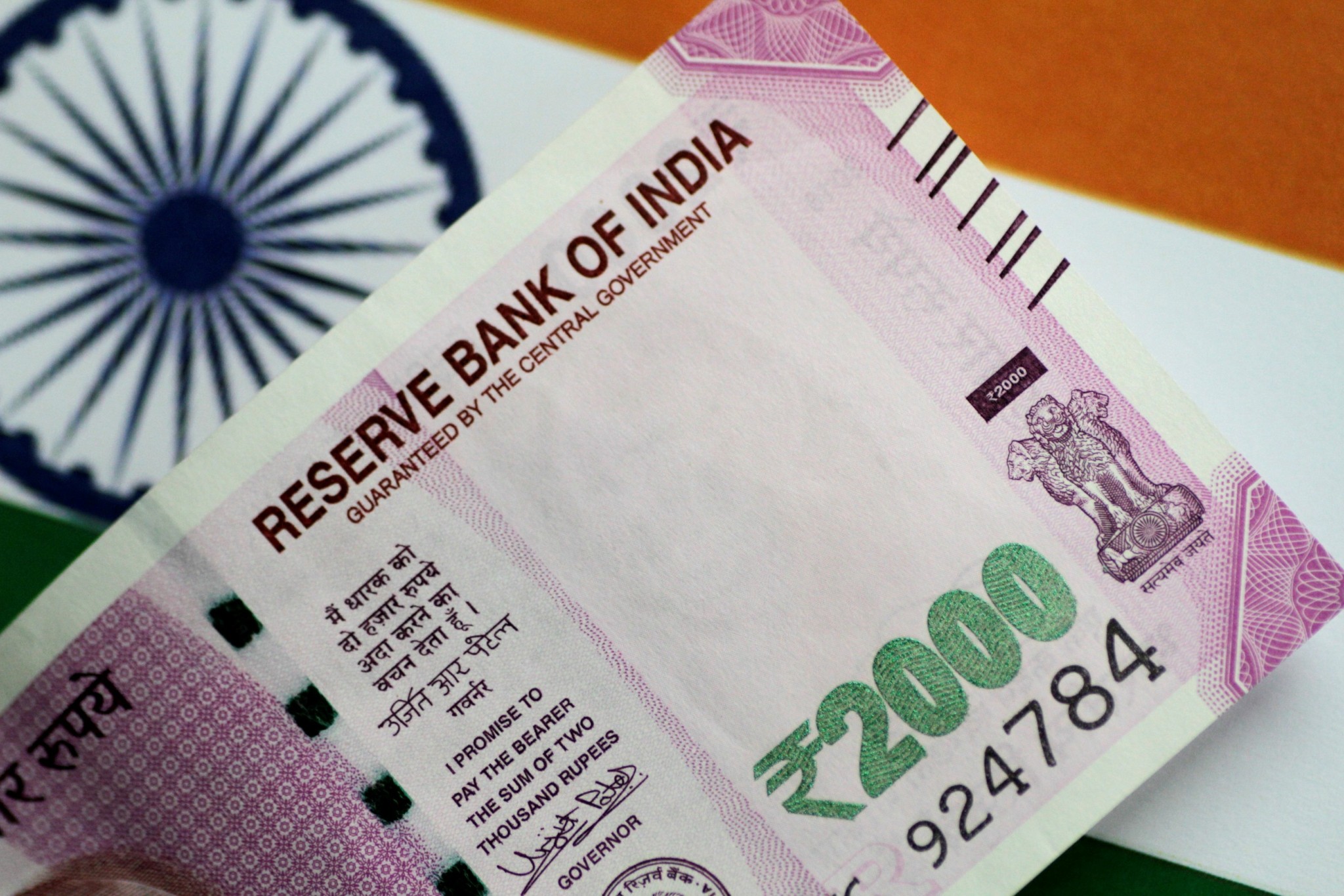 Κατακόρυφη η αύξηση του ενδιαφέροντος για ινδικά ομόλογα από τις ξένες τράπεζες (γράφημα)