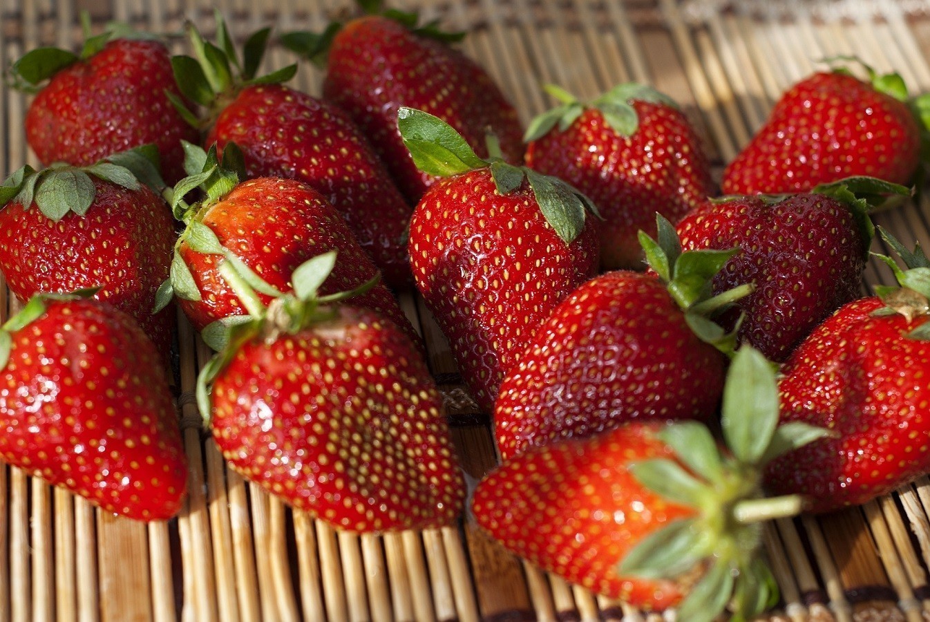 Καλοκαιρινά φρούτα: Θετικό πρόσημο στις εξαγωγές – Σπάνε ρεκόρ οι φράουλες