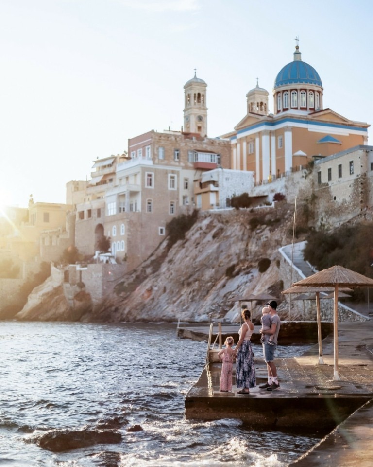 Η Σύρος στις αγαπημένες προτιμήσεις των νομάδων που εργάζονται ταξιδεύοντας