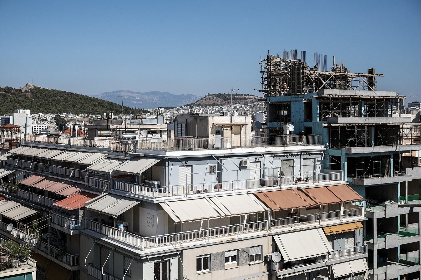 Αναβαθμίζω το σπίτι μου: Ανακαίνιση κατοικίας με άτοκα δάνεια – Τι προβλέπει το πρόγραμμα (Vid)