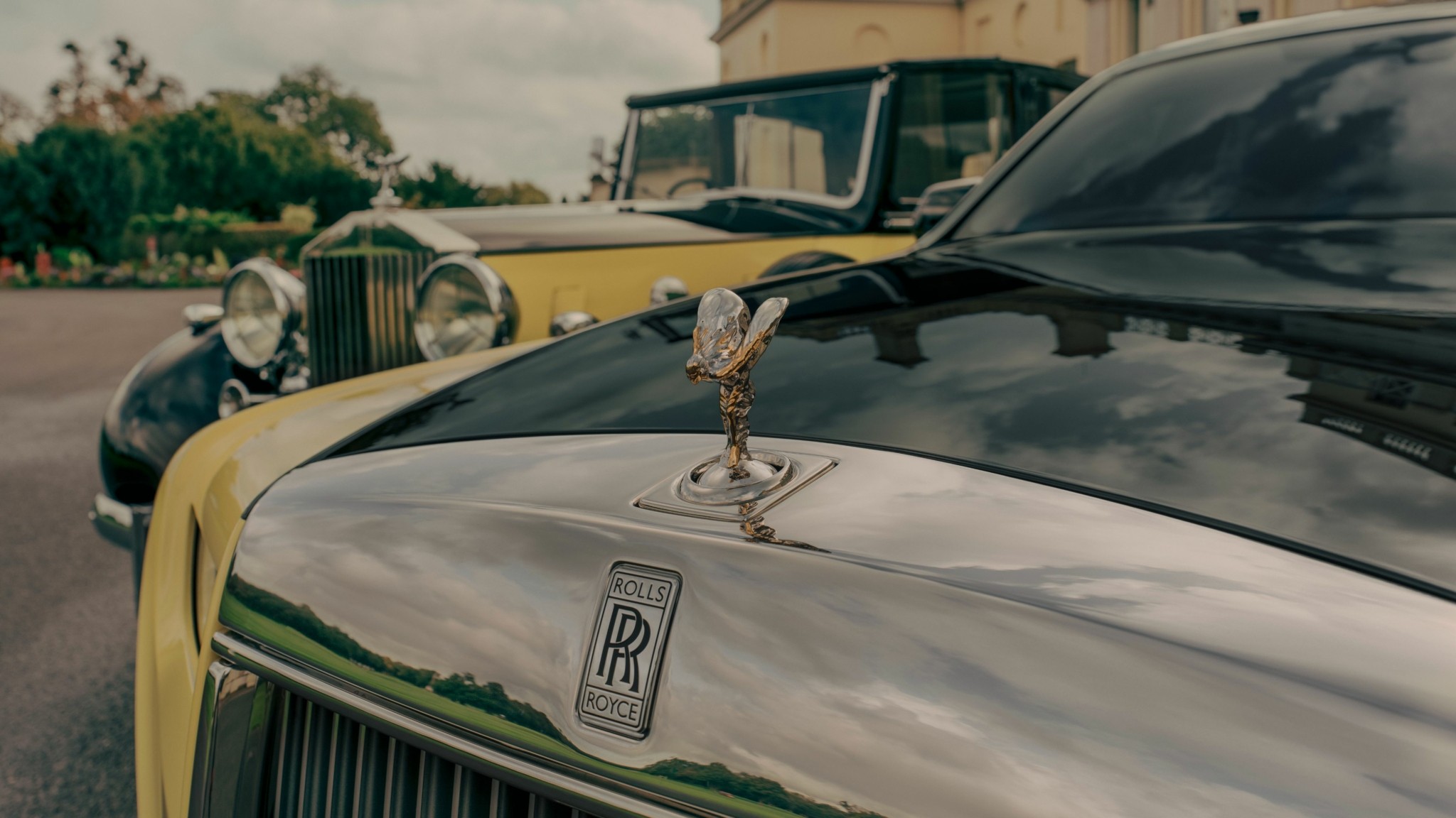 Η νέα Rolls-Royce Phantom για τα 60 χρόνια της ταινίας “Goldfinger”