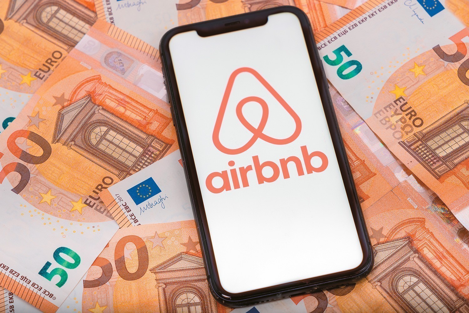 Αγώνας δρόμου για τα Airbnb – Μέχρι τέλος του χρόνου η έκδοση Αριθμού Μητρώου Ακινήτου