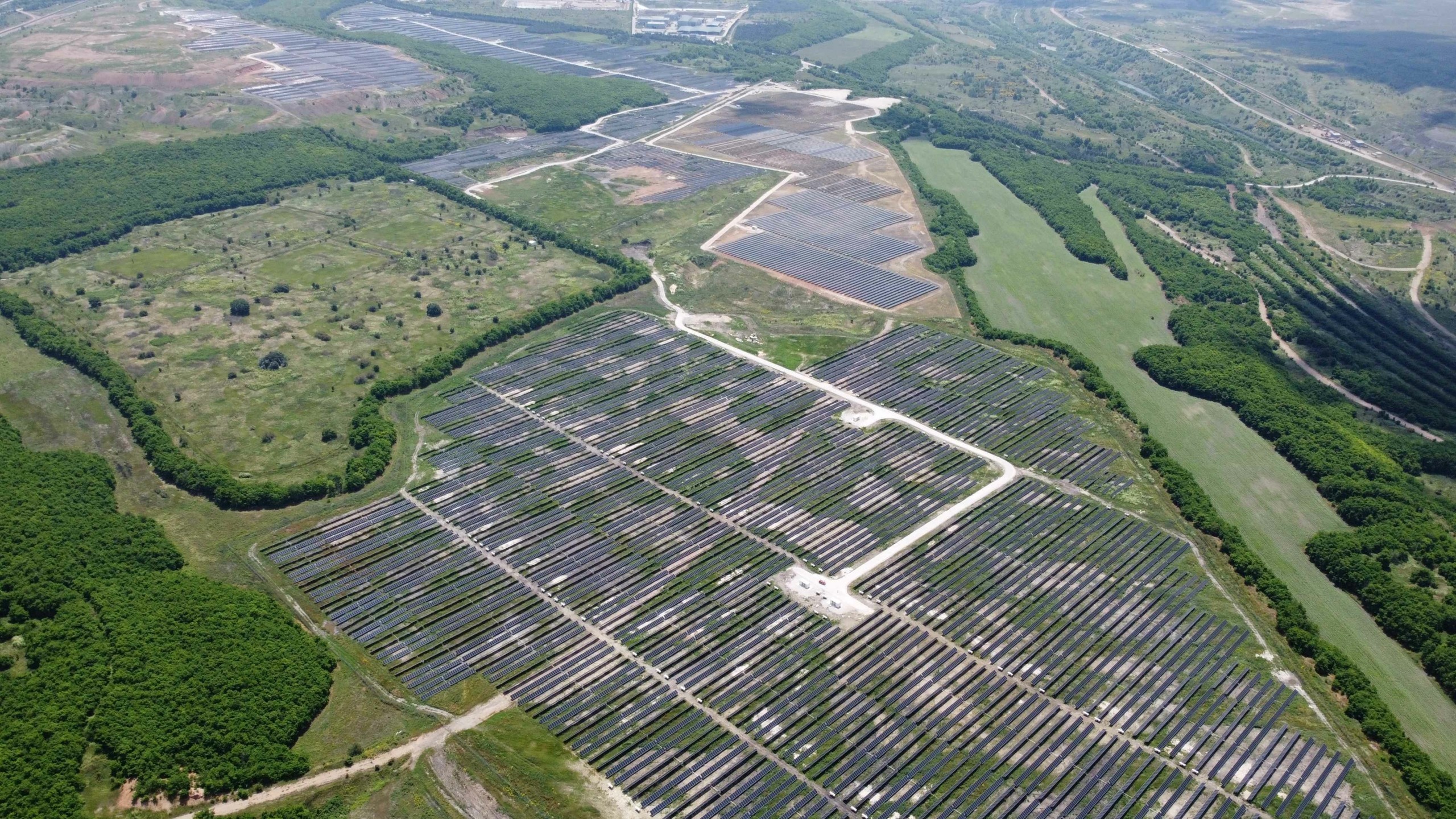 Πώς η ΔΕΗ εξελίσσεται σε έναν πρωτοπόρο, διεθνή ενεργειακό Όμιλο