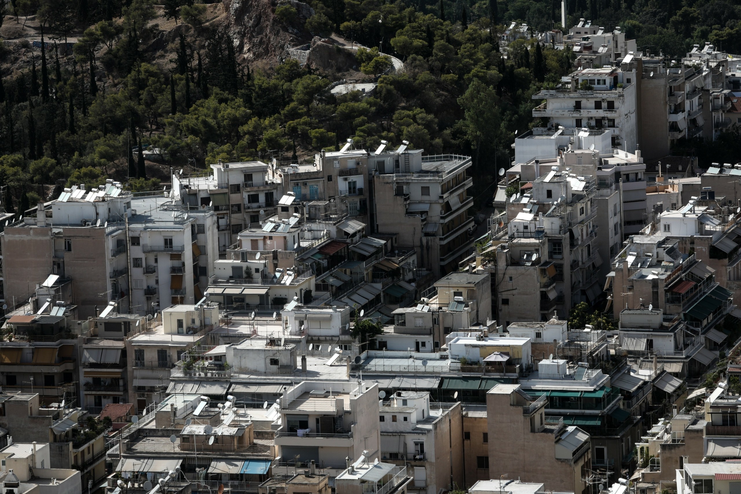 Tο ΣτΕ κατεδαφίζει διατάξεις του ΝΟΚ αλλά τα μπόνους επιστρέφουν στους δήμους μέσα από τα πολεοδομικά σχέδια