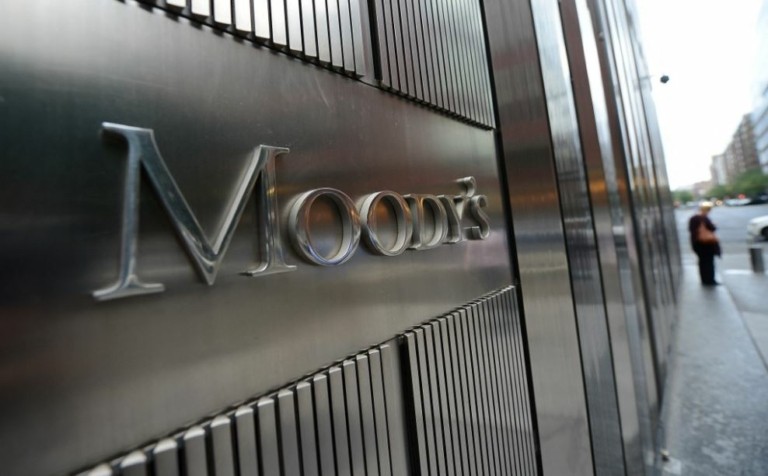 Η Moody’s υποβάθμισε επτά γαλλικές τράπεζες – Μεταξύ τους BNP Paribas και Credit Agricole