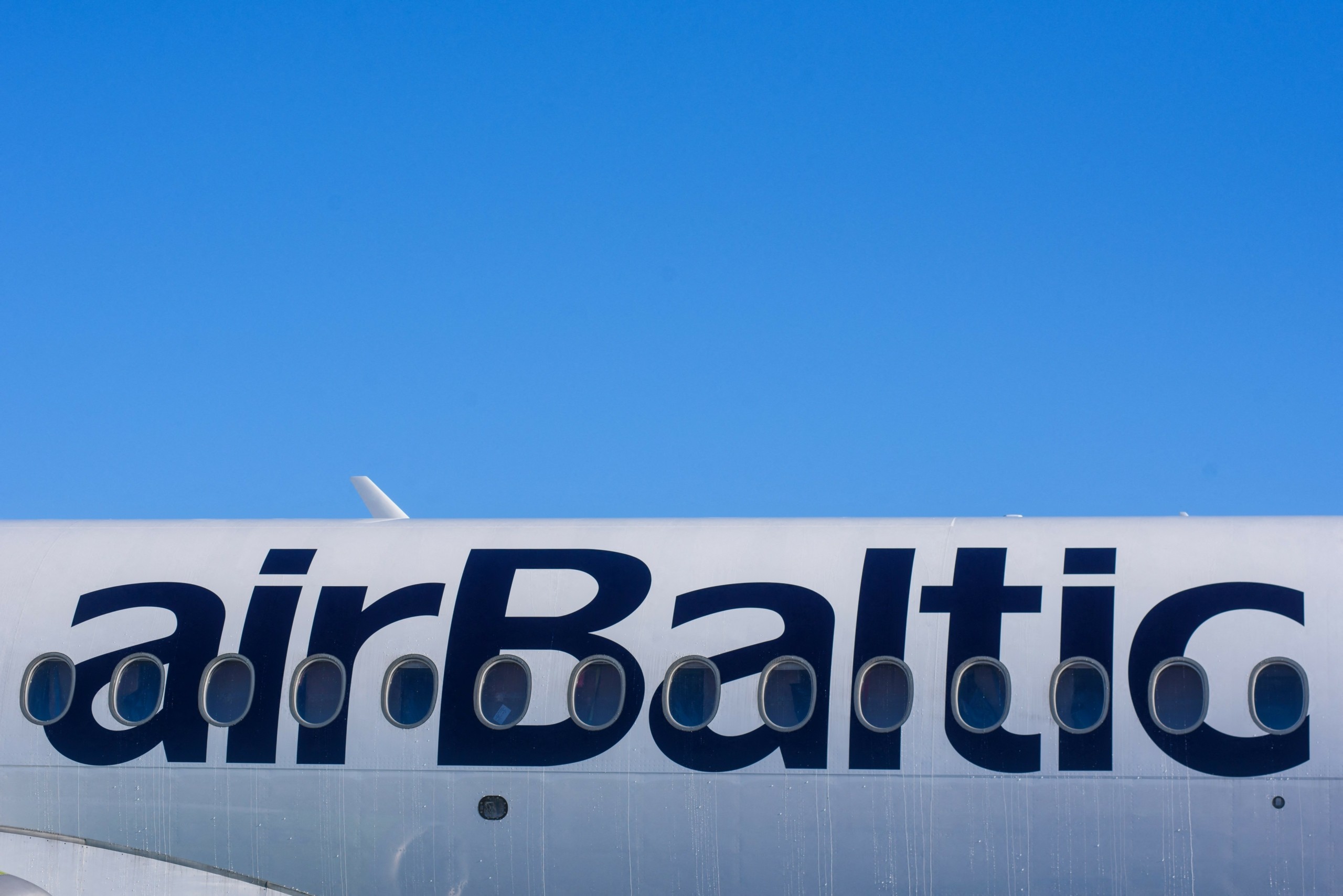 AirBaltic: Ακυρώνει 4.670 πτήσεις το 2025 λόγω προβλημάτων συντήρησης