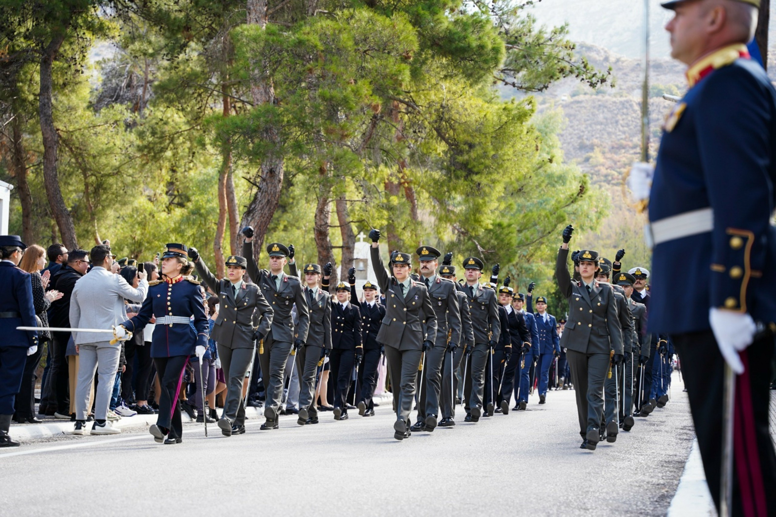 Κρίσεις στις Ένοπλες Δυνάμεις: Αλλαγές με σπάσιμο επετηρίδας και φρένο στις παραιτήσεις