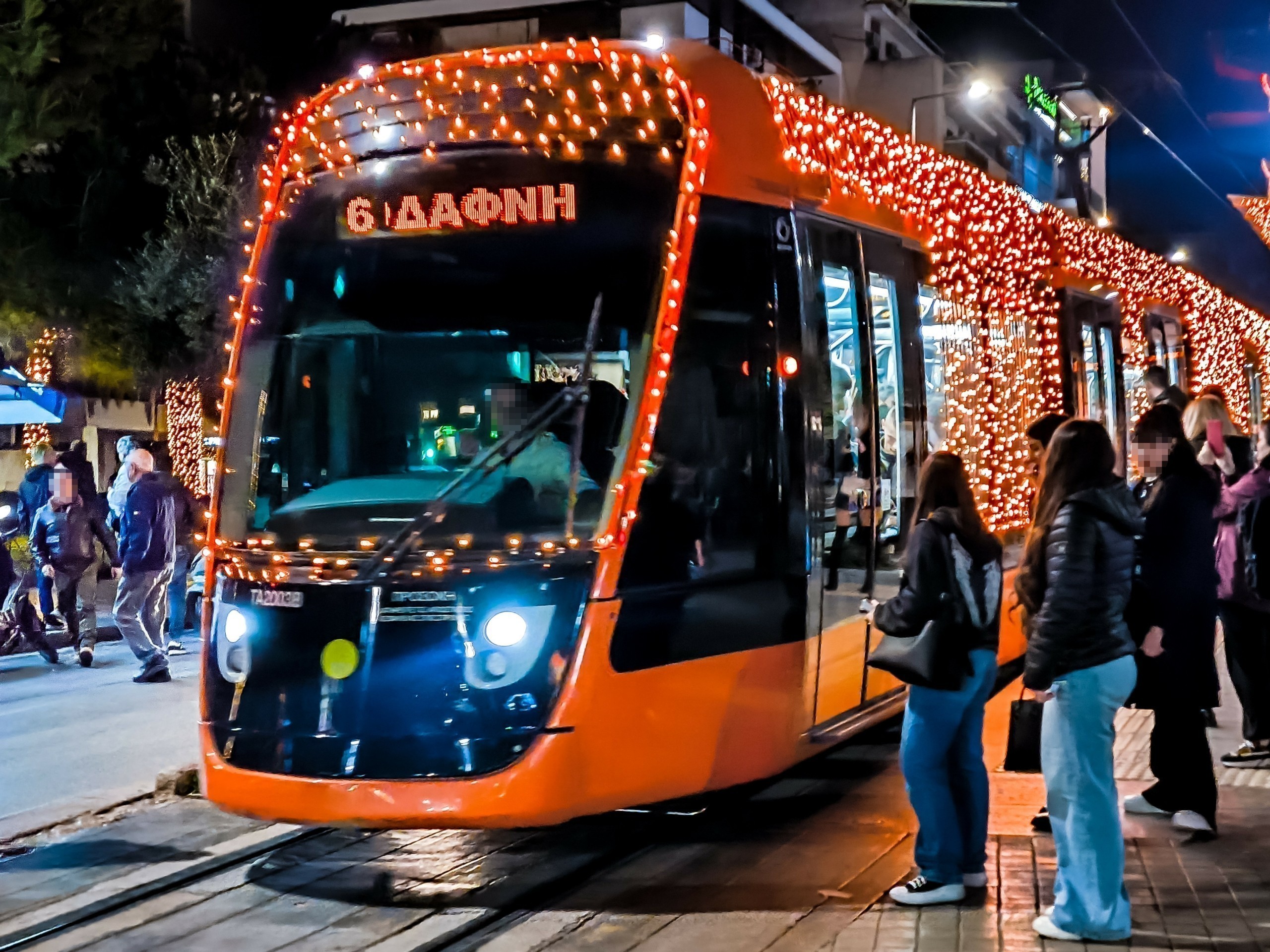 Πώς κινούνται τα Μέσα Μαζικής Μεταφοράς – Τι ισχύει για τα δρομολόγια έως τα Φώτα