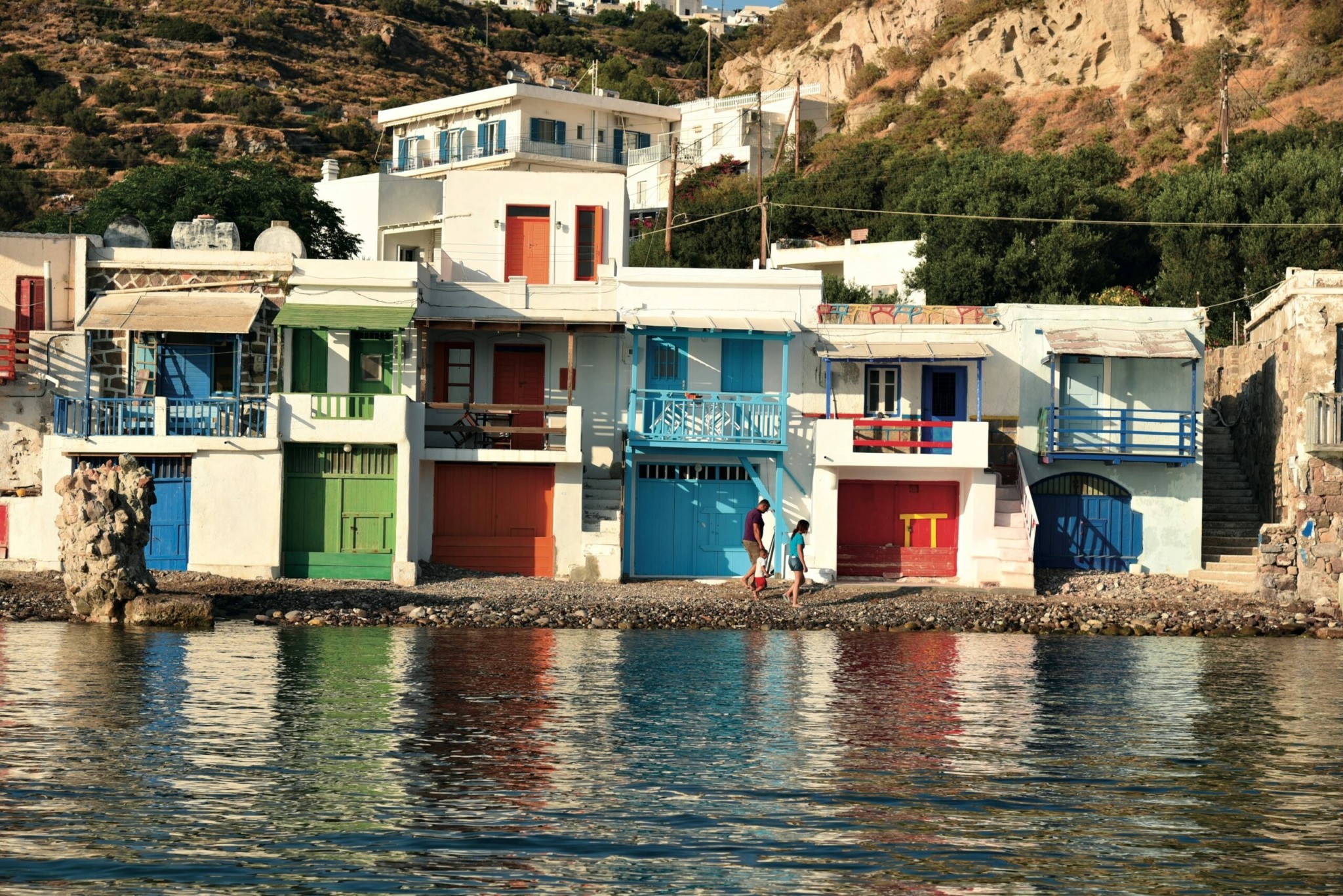 Greek islands: Το βιβλίο του Χρύσανθου Πανά έγινε παγκόσμιο best-seller