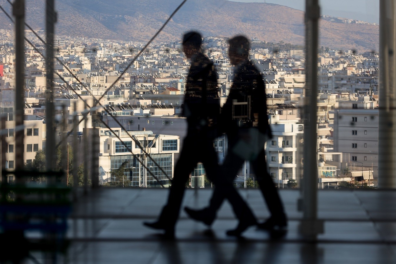 Ξεκινούν άμεσα τρία νέα προγράμματα για νοικοκυριά, επιχειρήσεις και επαγγελματίες