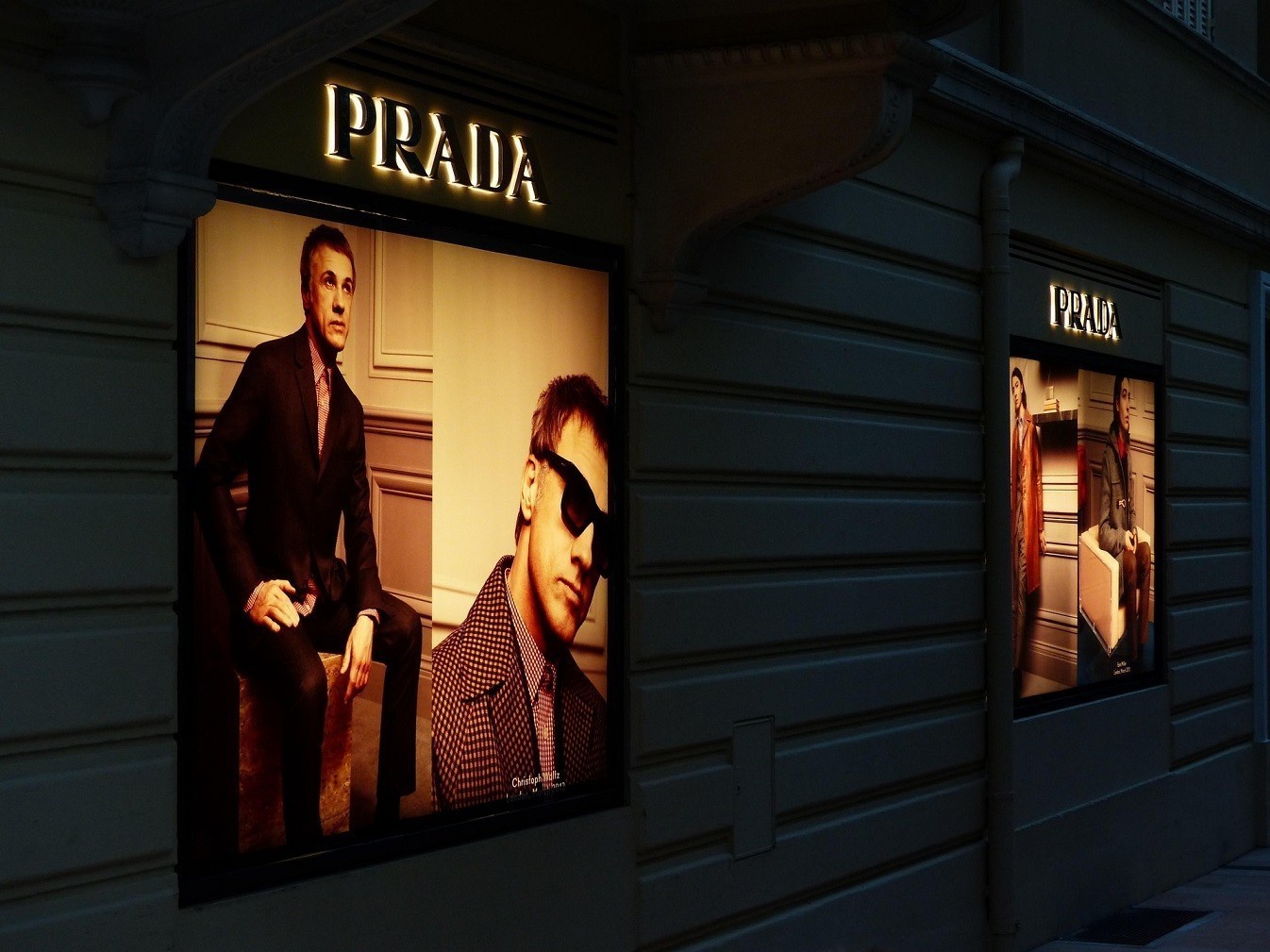 Prada: Αντιμέτωπη με την τεχνητή νοημοσύνη και τον συντηρητισμό της εποχής Τραμπ (Tweet)