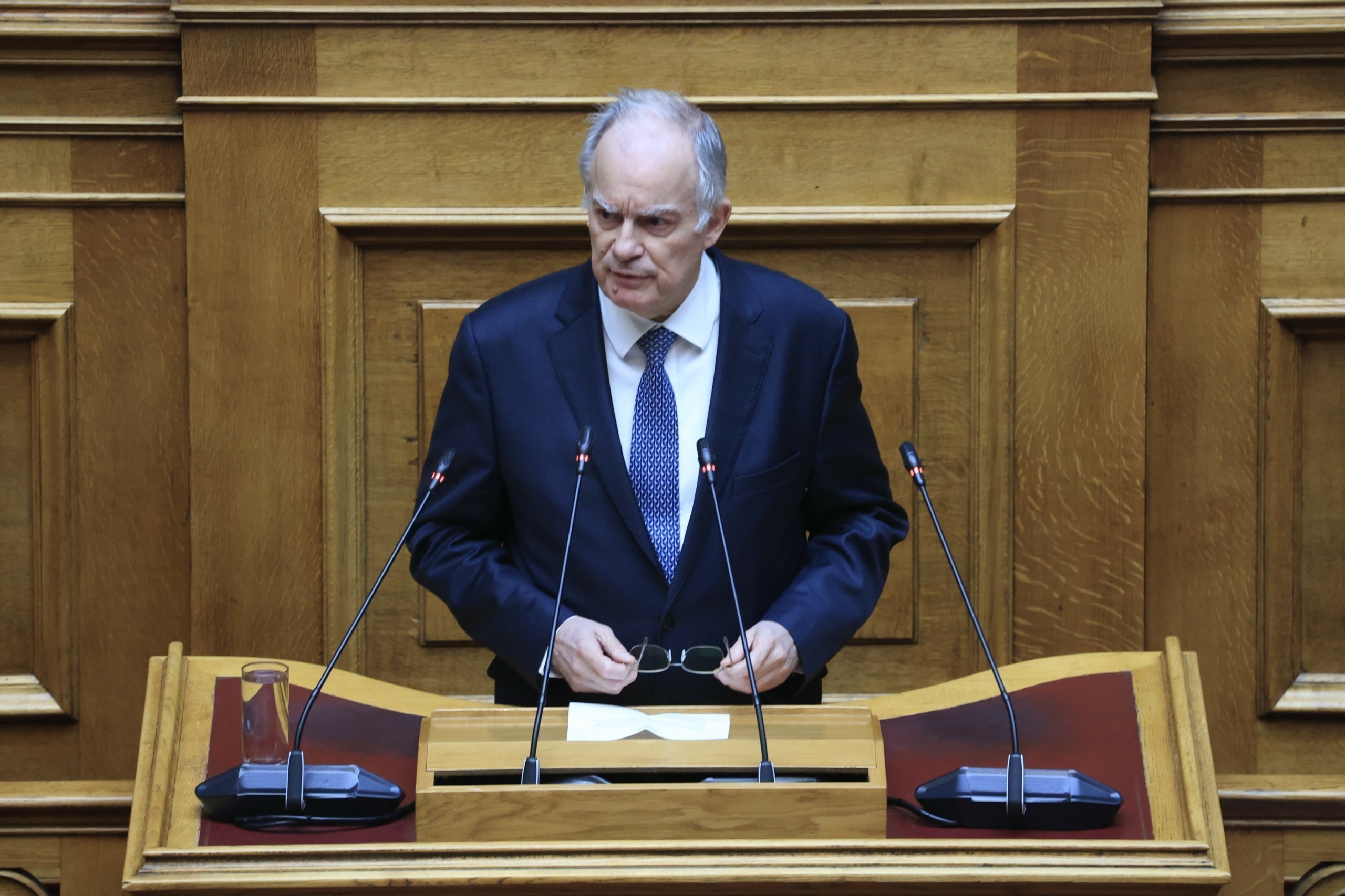 Βουλή: Η ψηφοφορία για Πρόεδρο της Δημοκρατίας – Δείτε live