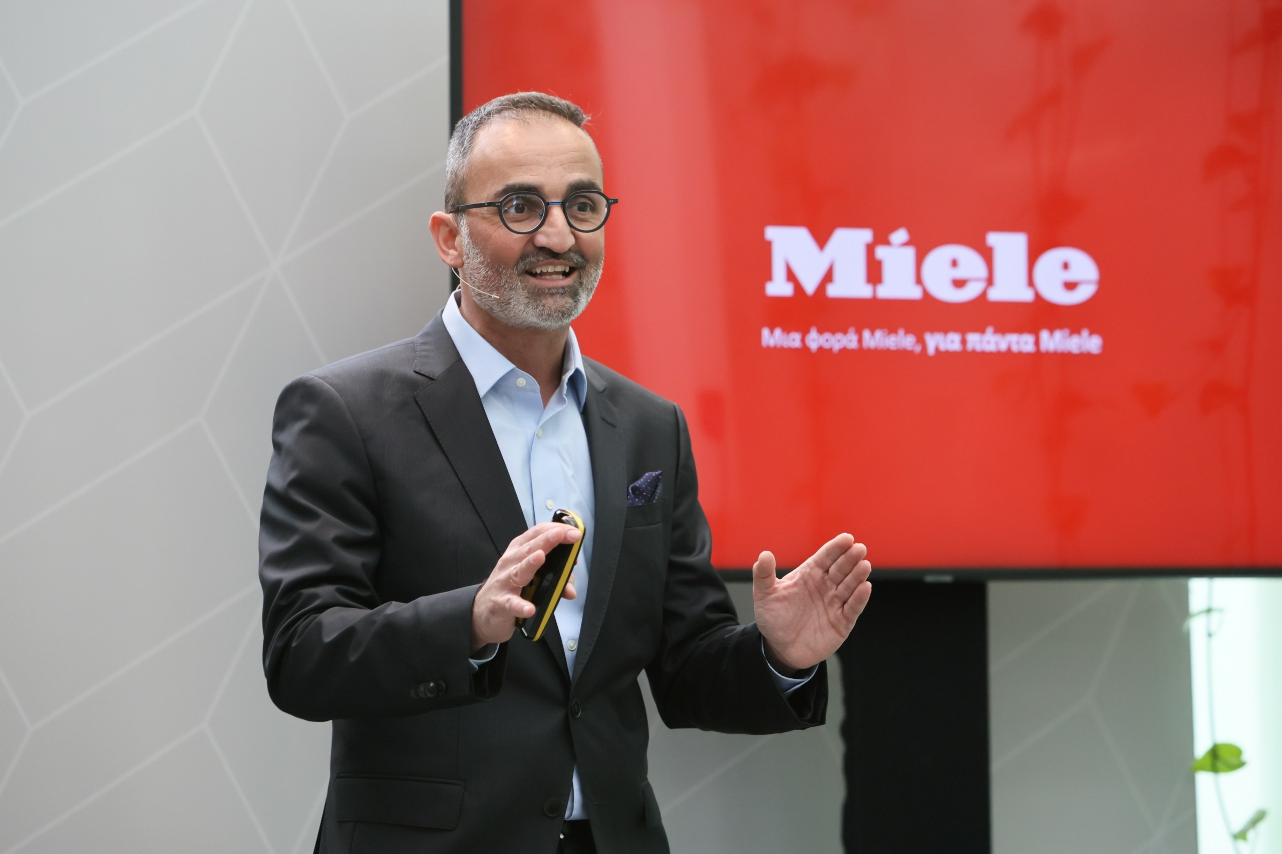 Miele Hellas: Η συνταγή της επιτυχίας που την αναβαθμίζει σε περιφερειακό πόλο του Ομίλου