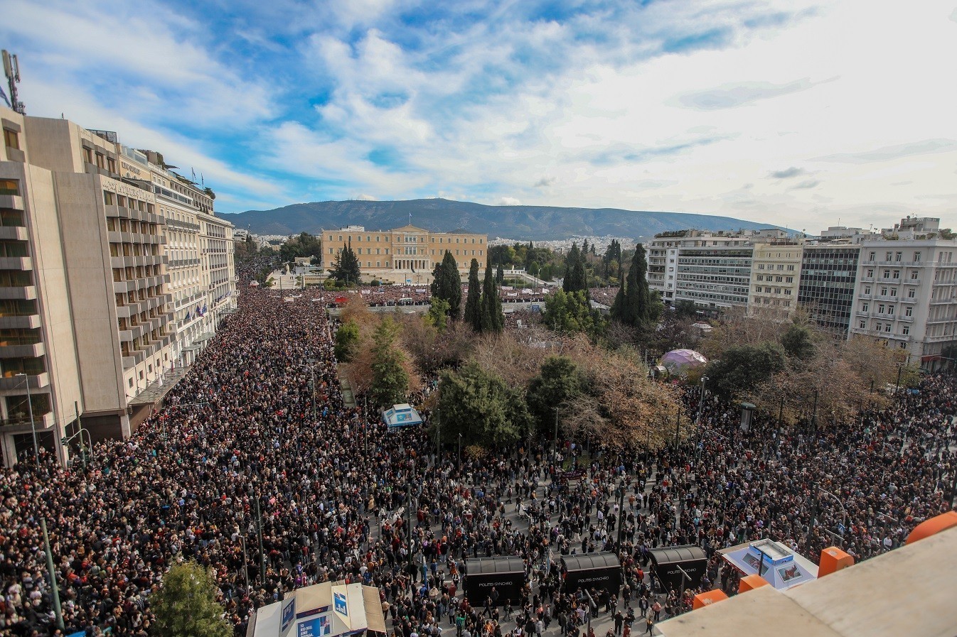 Απεργία για τα Τέμπη: Οργή λαού χωρίς μασκαρέματα | Ειδήσεις για την Οικονομία